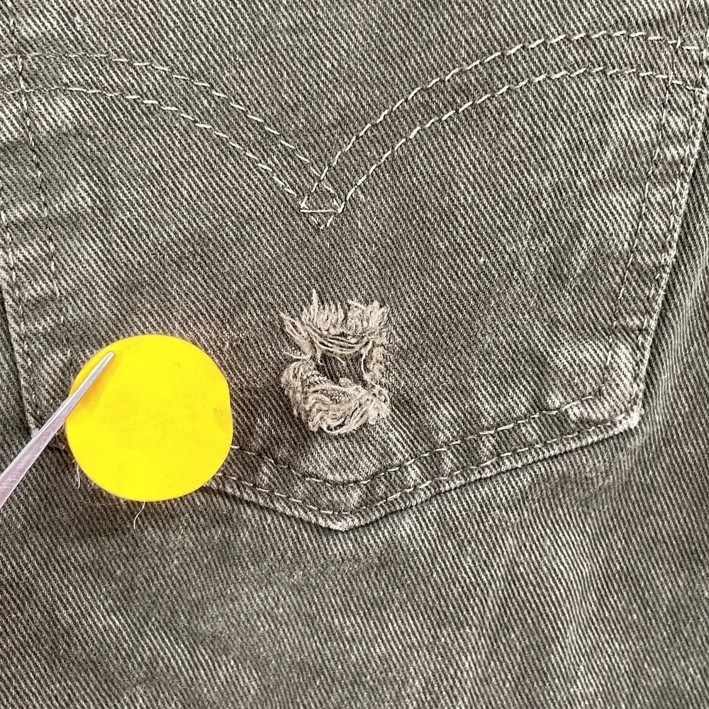 Vintage Levi's 560 Jeans 29x28* Army Green Loose Baggy‎ Taper Retro 90s Made USA